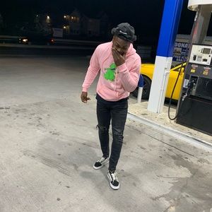 Meet your Posher, Clarence